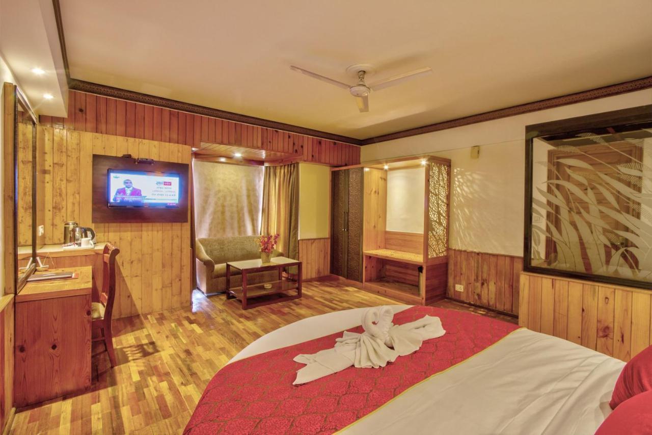 Hotel Kanishka 200M From Mall Road 马拉里 外观 照片